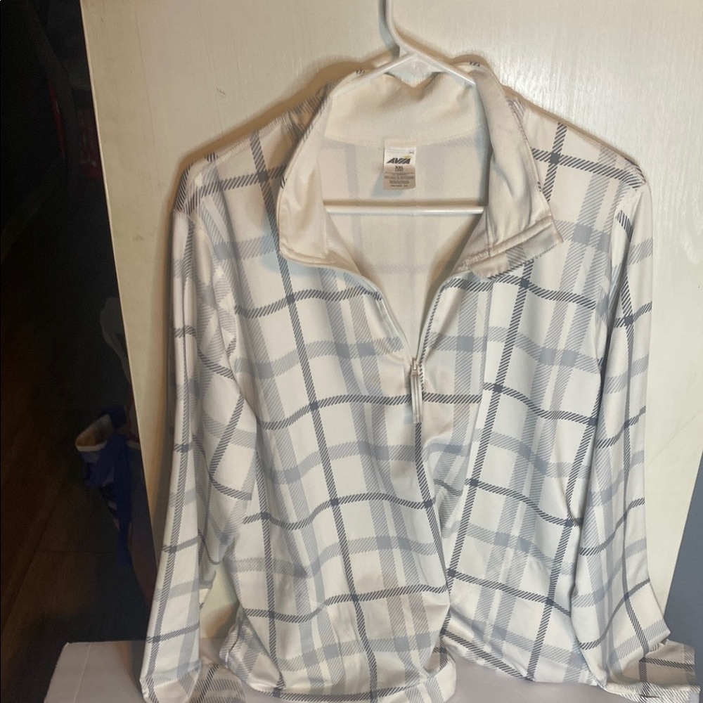 Avia White and Gray Striped Pullover